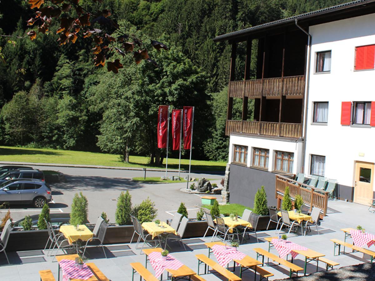 First Mountain Hotel Montafon Gaschurn Εξωτερικό φωτογραφία